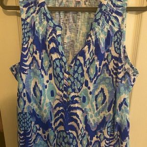 Blue and white Essie Lilly Pulitzer top si…